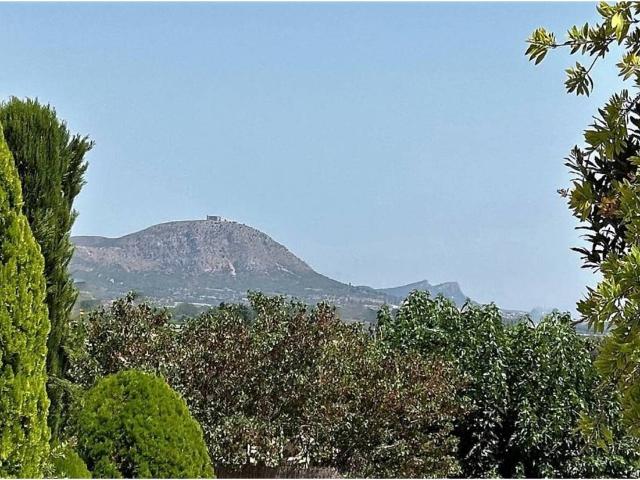 Villa en venta en Serra De Daró