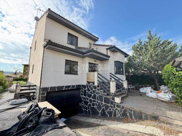 Chalet en venta en Fresno De Torote, Madrid