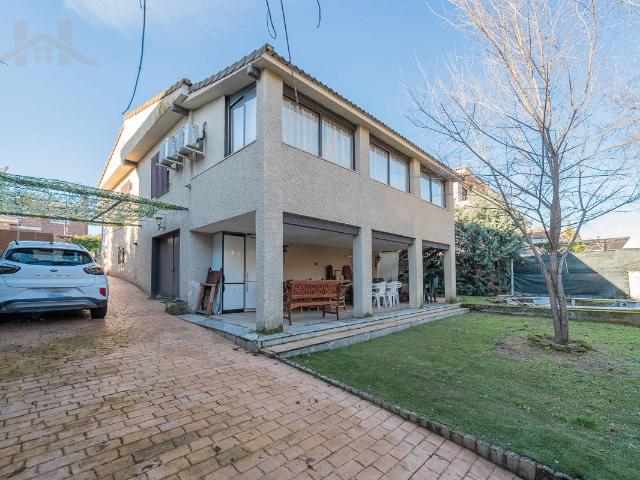 Chalet en venta en Sevilla La Nueva, Madrid