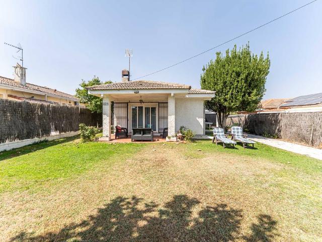 Chalet en venta en Casco Antiguo, Sevilla la Nueva