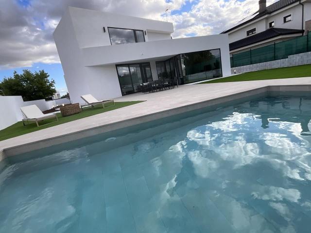 Villa en venta en Illescas