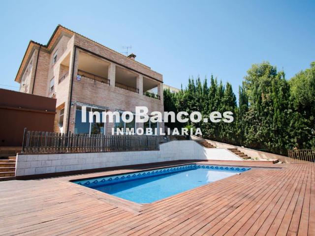 Chalet en venta en La Hoya de Buñol, Valencia