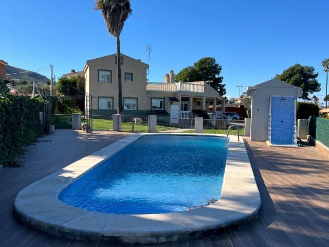 Chalet en venta en La Hoya de Buñol, Valencia