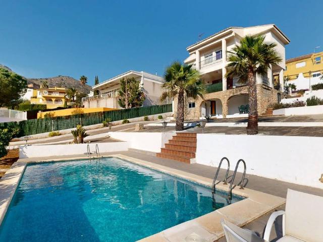 Chalet en venta en La Hoya de Buñol, Valencia