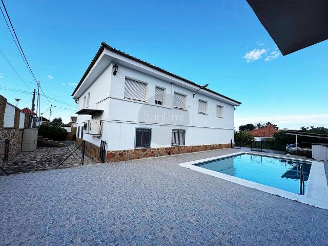 Chalet en venta en La Hoya de Buñol, Valencia