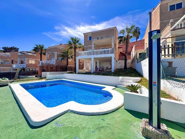 Chalet en venta en La Hoya de Buñol, Valencia