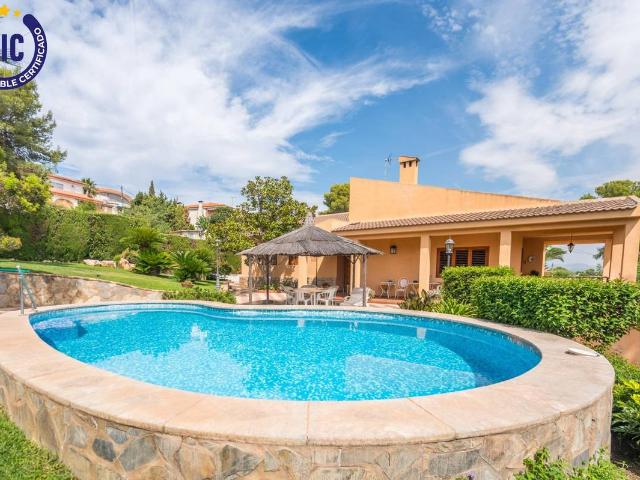 Chalet en venta en La Hoya de Buñol, Valencia