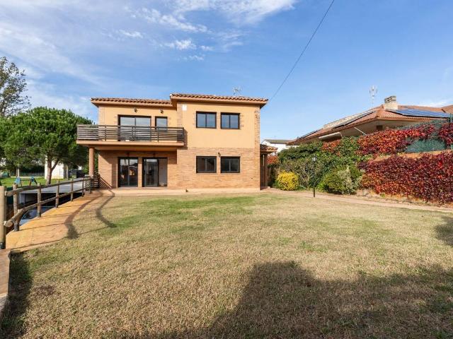 Villa en venta en Sils