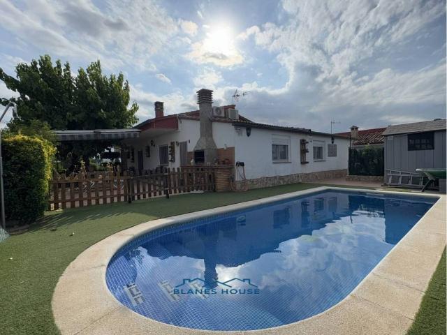 Villa en venta en Sils