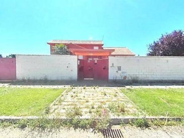 Villa en venta en Simancas, Urbanización El Plantío