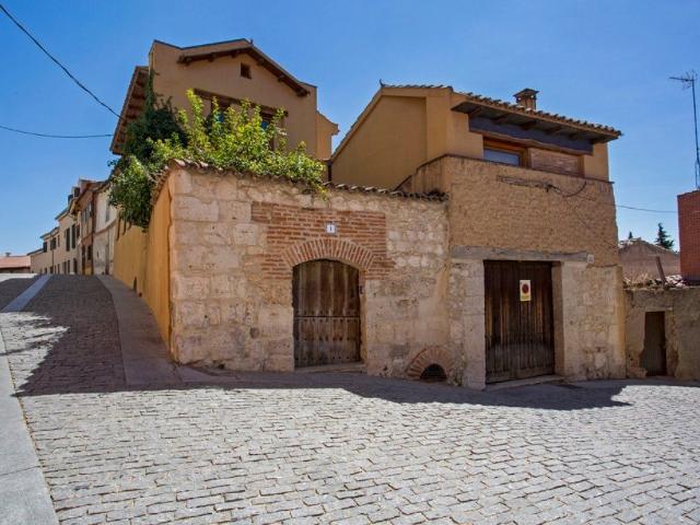 Villa en venta en Simancas, Urbanización El Plantío