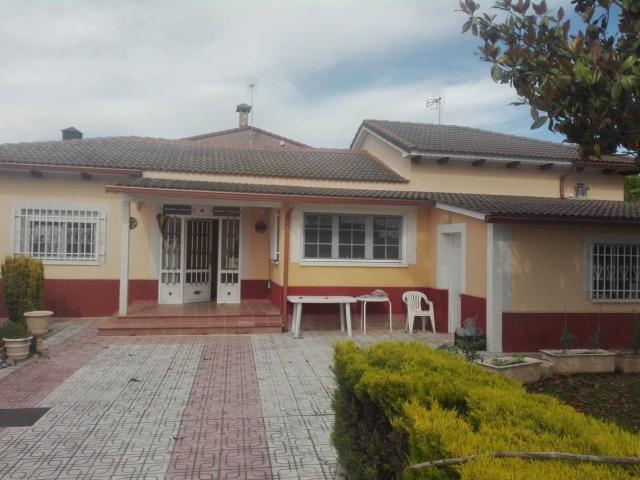 Chalet en venta en Canedos, Simancas