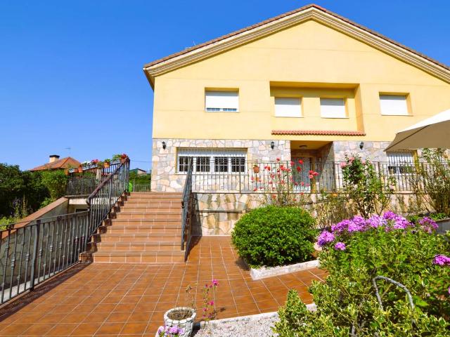 Chalet en venta en Somosierra, Madrid