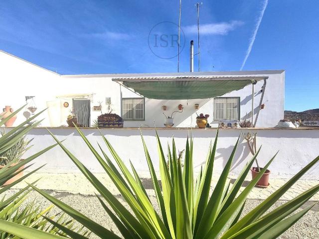 Chalet en venta en Sorbas, Andalucía