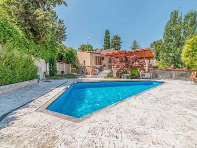 Villa en venta en Tres Cantos