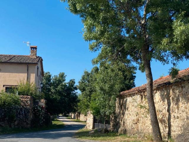 Villa en venta en Sotosalbos