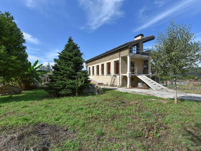 Chalet en venta en Soutomaior, Vigo