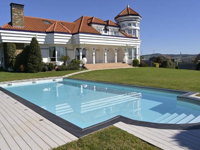 Chalet en venta en Calle Quintana, Suances