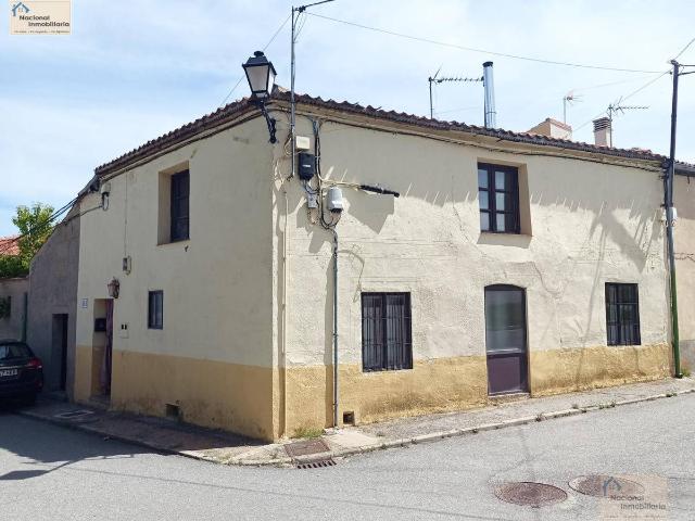 Chalet en venta en Tabanera La Luenga, Castilla y León