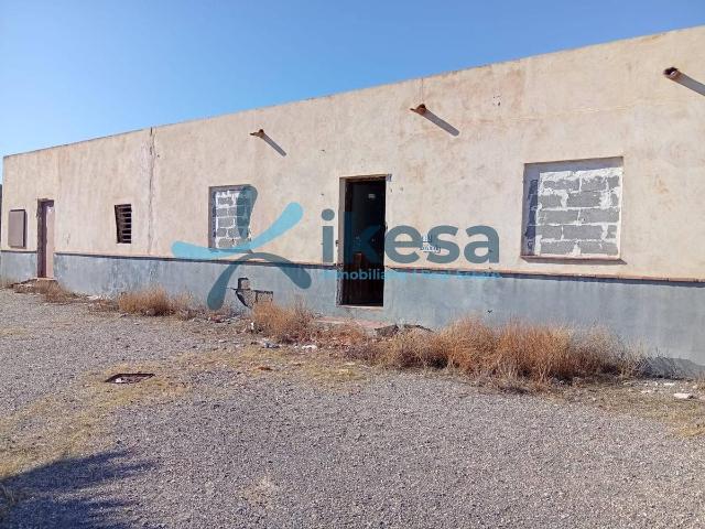 Chalet en venta en Tabernas, Almería