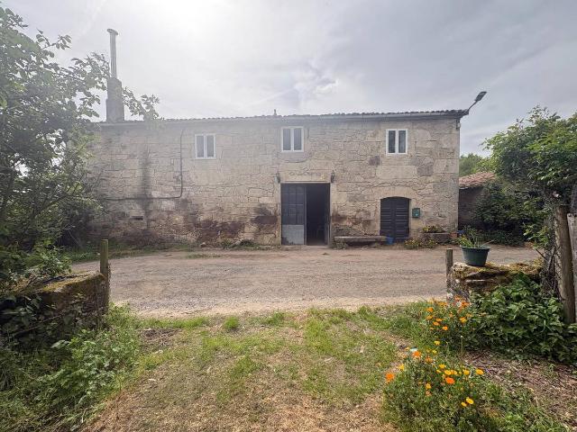 Chalet en venta en Chantada, Galicia