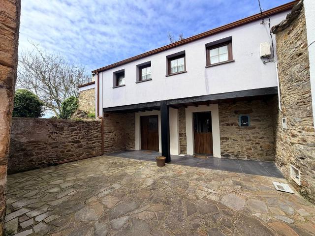 Chalet en venta en San Blas, Tapia De Casariego