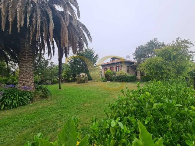 Chalet en venta en Villaviciosa, Asturias