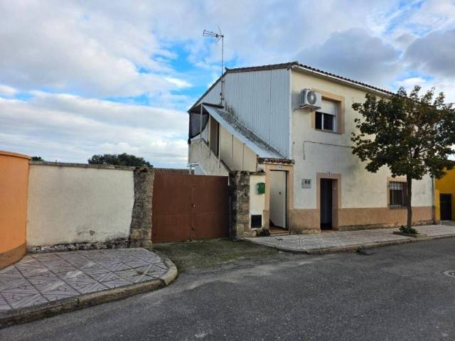 Chalet en venta en Tejeda De Tiétar, Extremadura