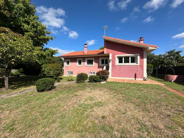 Chalet en venta en Luou, Santiago