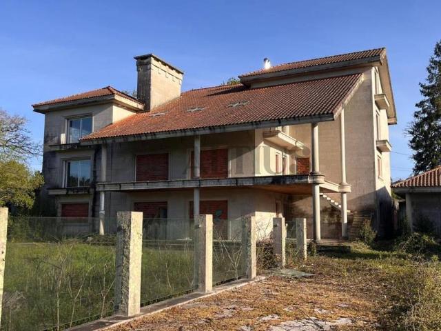 Chalet en venta en Luou, Santiago