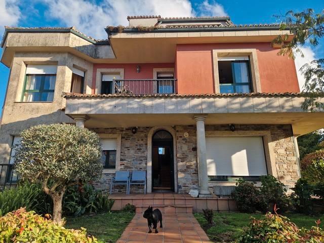 Chalet en venta en Luou, Santiago