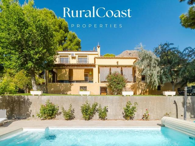 Villa en venta en Tibi