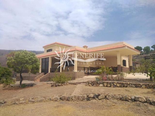 Chalet en venta en La Postura, Adeje