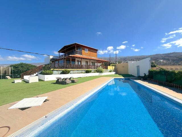 Chalet en venta en La Postura, Adeje