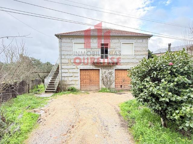 Chalet en venta en Toén, Ourense