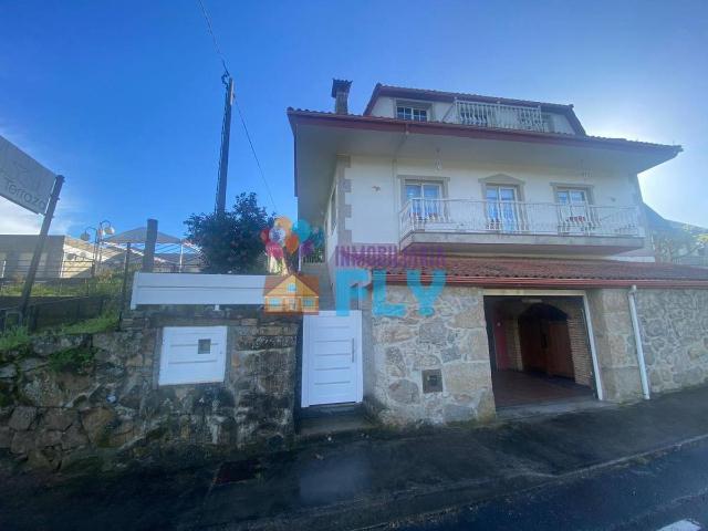 Villa en venta en Toén, Ribadela