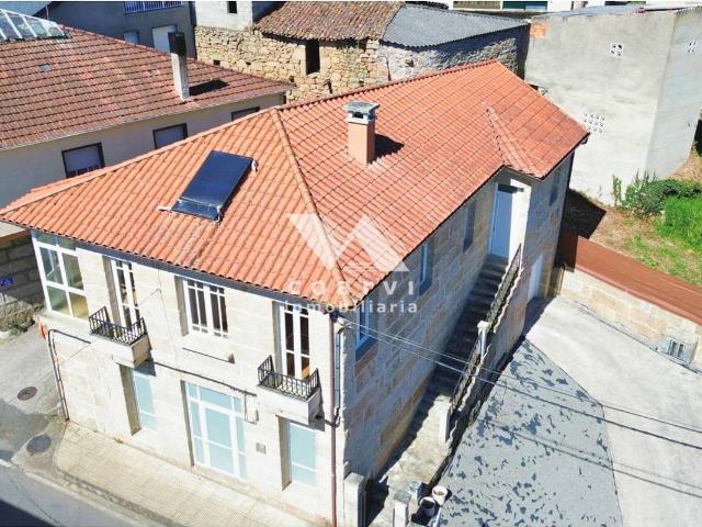 Chalet en venta en Toén, Ourense