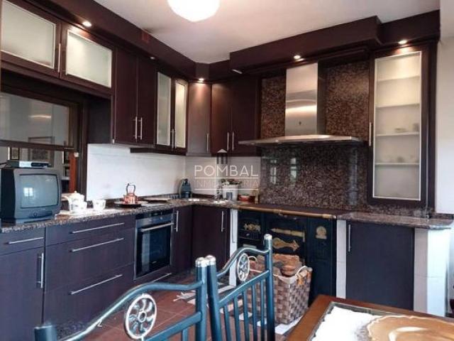 Villa en venta en Toén, Ribadela
