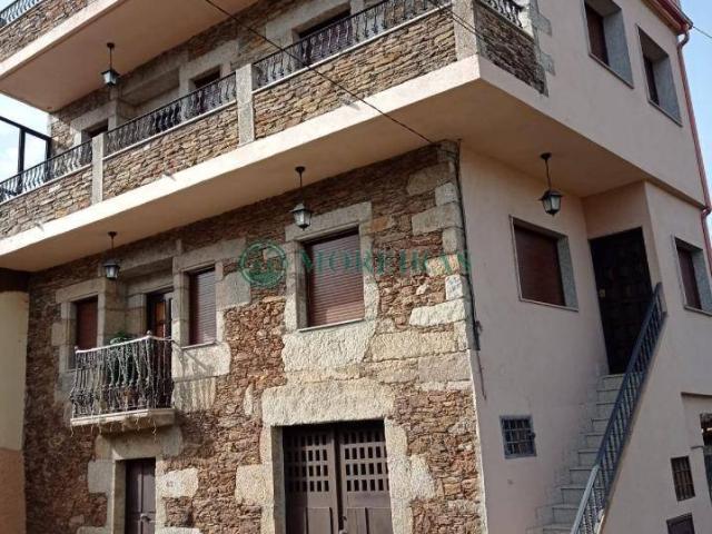 Chalet en venta en Toén, Ourense