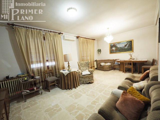 Chalet en venta en Tomelloso, Castilla-La Mancha