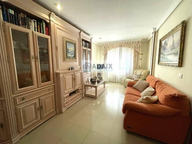 Chalet en venta en Tomelloso, Castilla-La Mancha