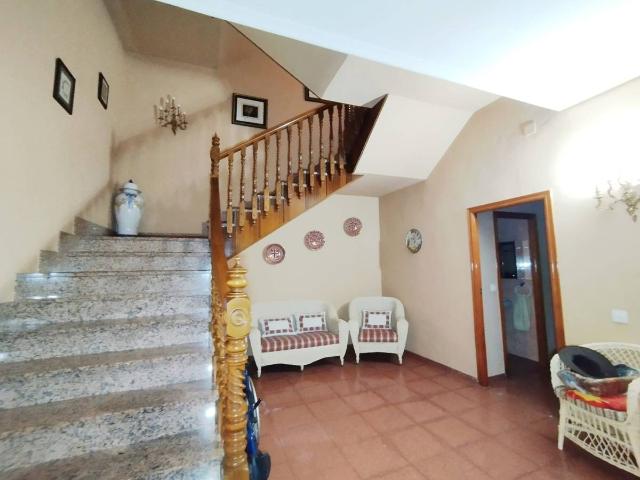Chalet en venta en Tomelloso, Castilla-La Mancha