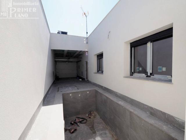Chalet en venta en Tomelloso, Castilla-La Mancha