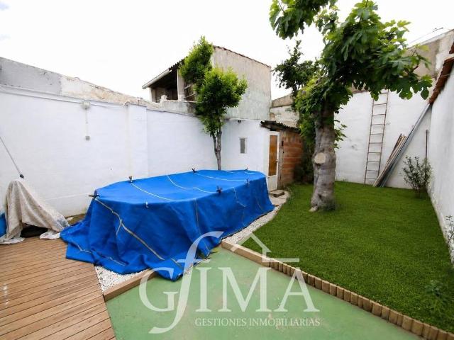 Chalet en venta en Tomelloso, Castilla-La Mancha