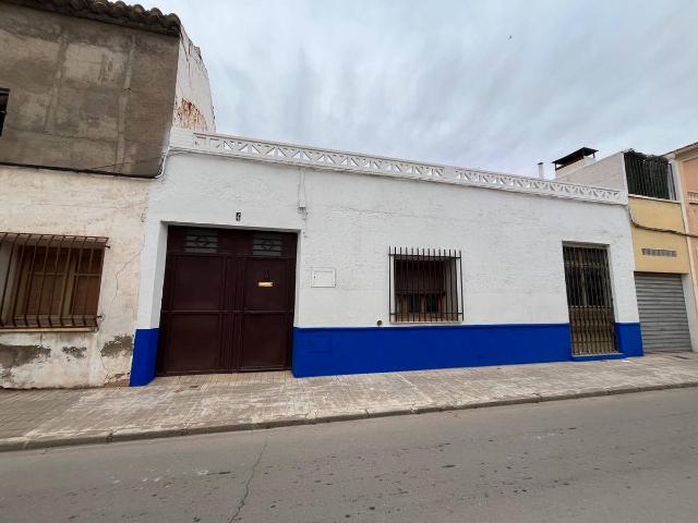 Chalet en venta en Tomelloso, Castilla-La Mancha