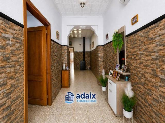 Chalet en venta en Tomelloso, Castilla-La Mancha