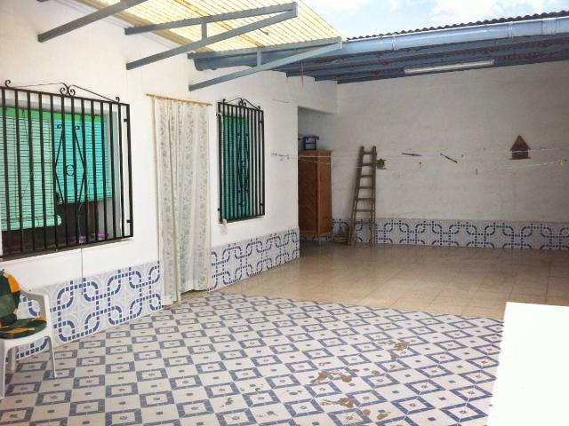 Chalet en venta en Tomelloso, Castilla-La Mancha