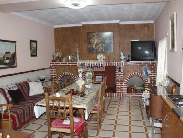 Chalet en venta en Tomelloso, Castilla-La Mancha
