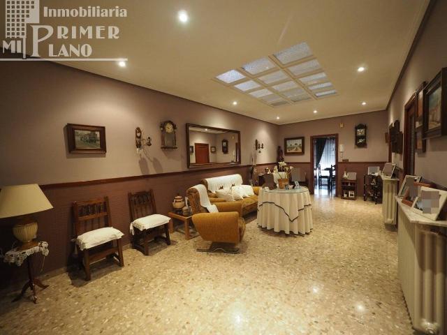 Chalet en venta en Tomelloso, Castilla-La Mancha