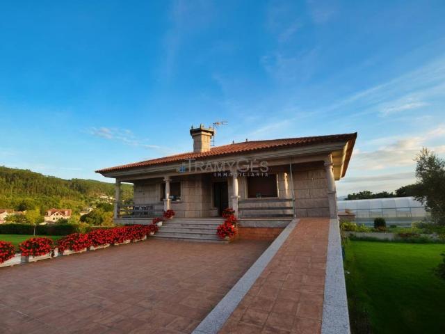 Chalet en venta en Tomiño, O Seixo